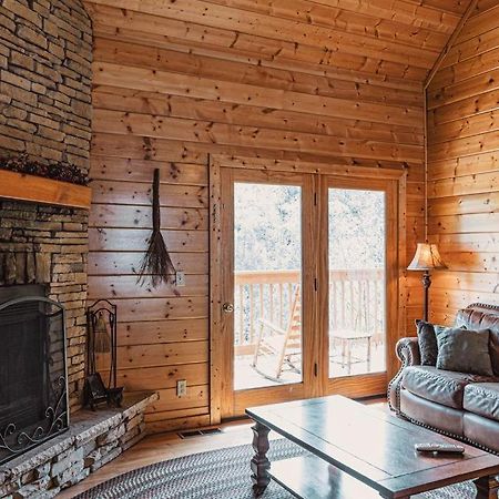 Bear'S Lair Villa Gatlinburg Ngoại thất bức ảnh